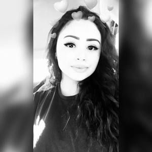 Meet your Posher, Ana